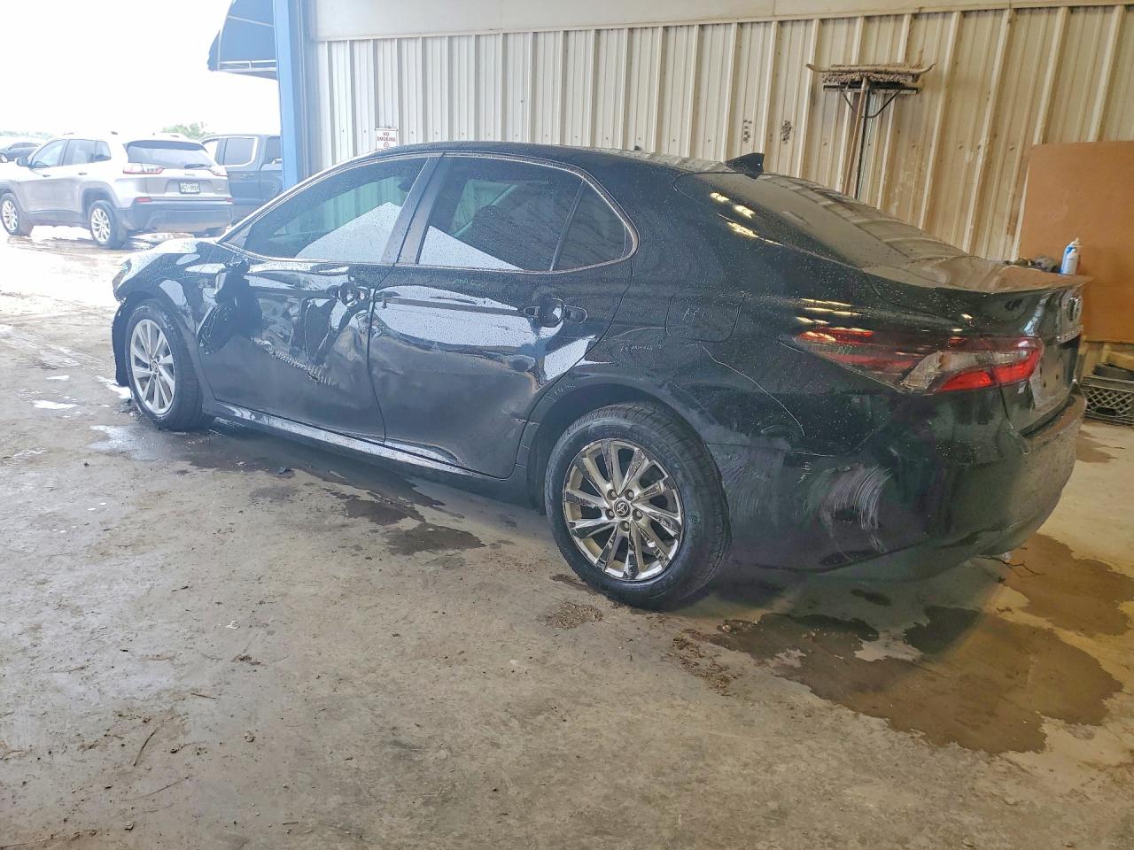 2022 TOYOTA CAMRY LE — снимка 2