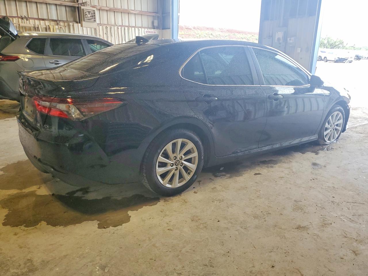 2022 TOYOTA CAMRY LE — снимка 3