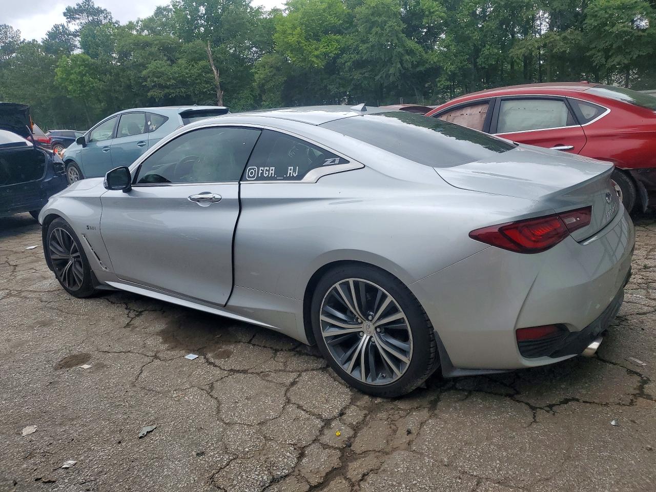 2019 INFINITI Q60 3.0T LUXE — снимка 2