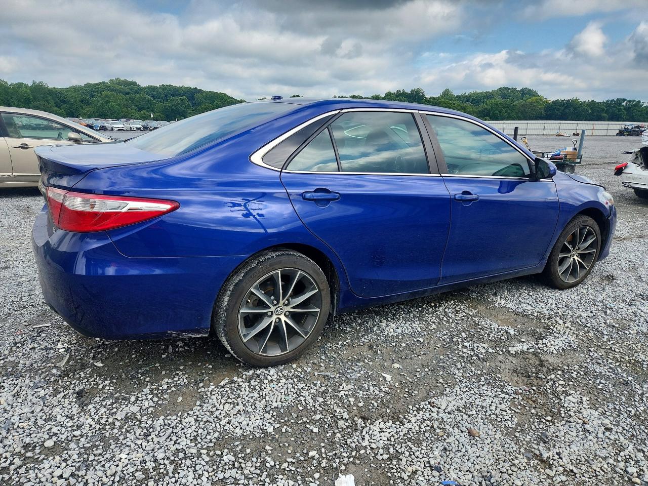 2016 TOYOTA CAMRY XSE V6 — снимка 3