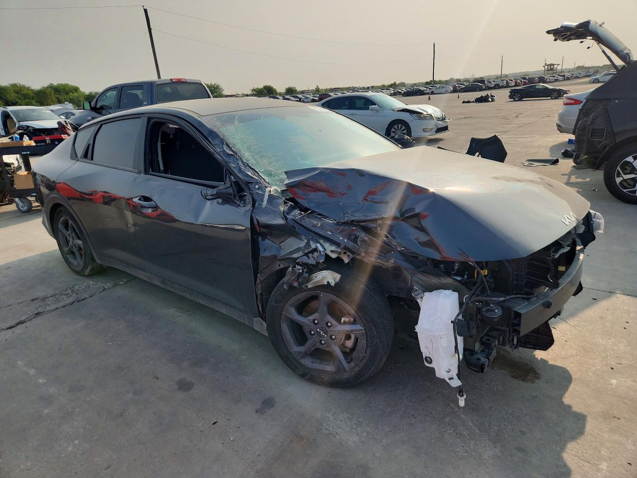 2025 KIA K4 LXS — снимка 4