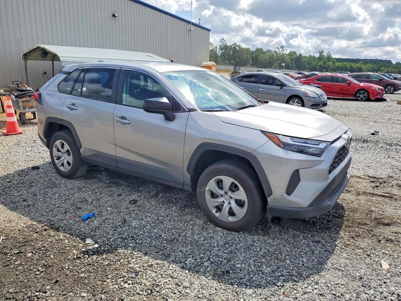 2025 TOYOTA RAV4 LE — снимка 4