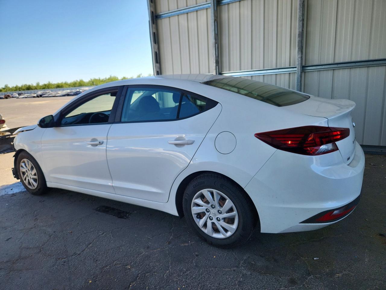 2019 HYUNDAI ELANTRA SE — снимка 2