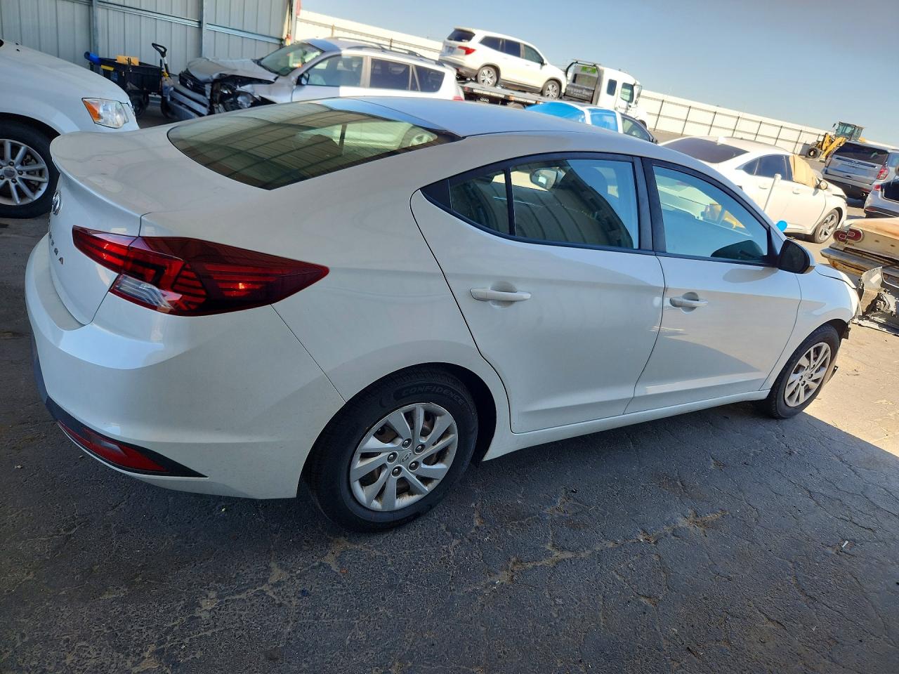 2019 HYUNDAI ELANTRA SE — снимка 3