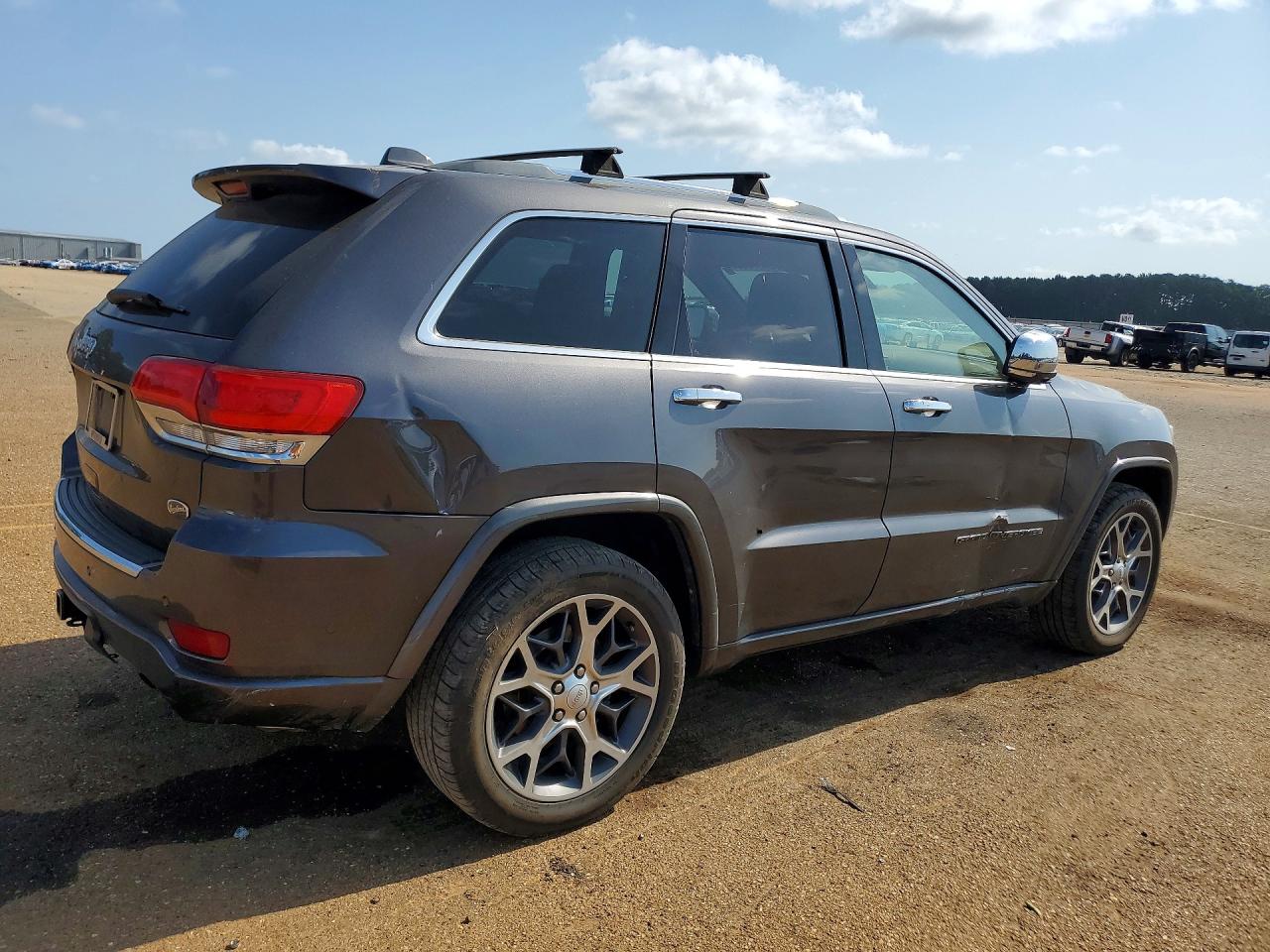 2020 JEEP GRAND CHEROKEE OVERLAND — снимка 3