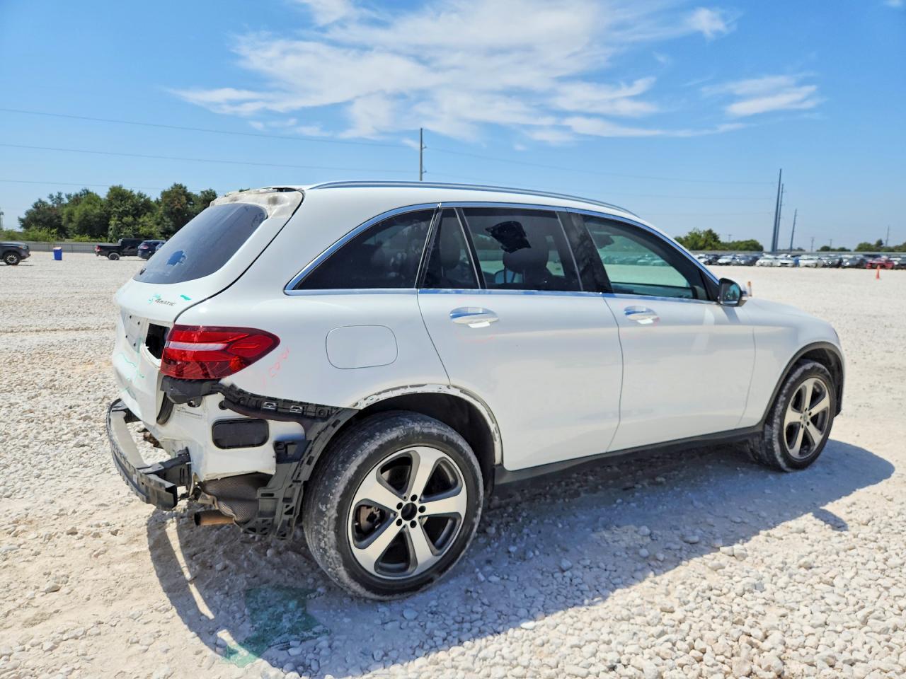 2017 MERCEDES-BENZ GLC 300 4MATIC — снимка 3