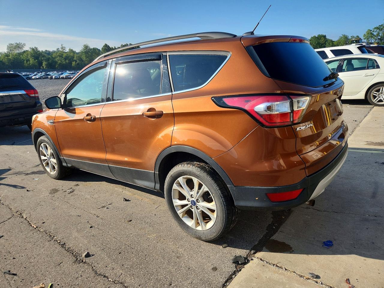 2017 FORD ESCAPE SE — снимка 2