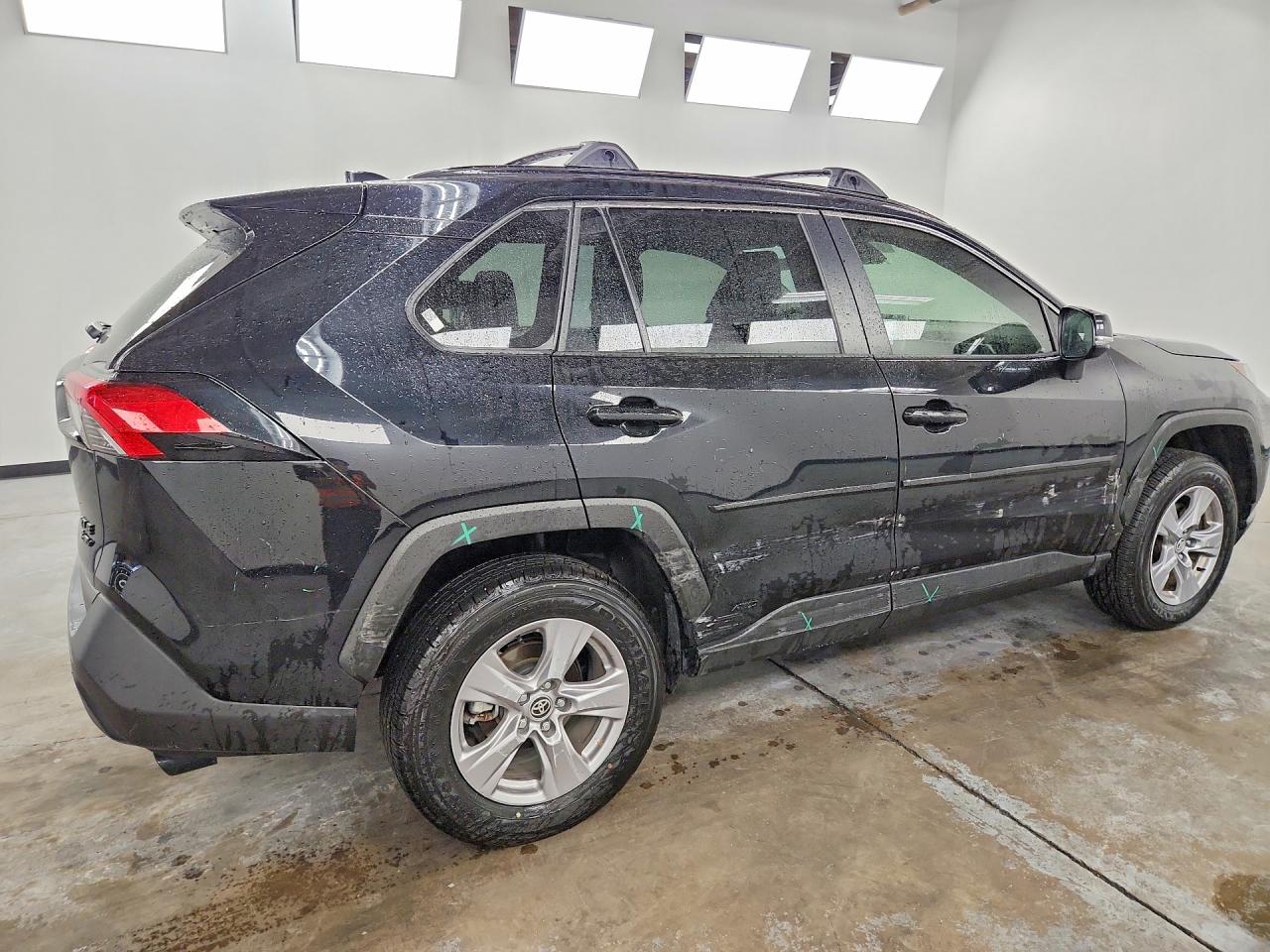 2025 TOYOTA RAV4 HYBRID XLE — снимка 3