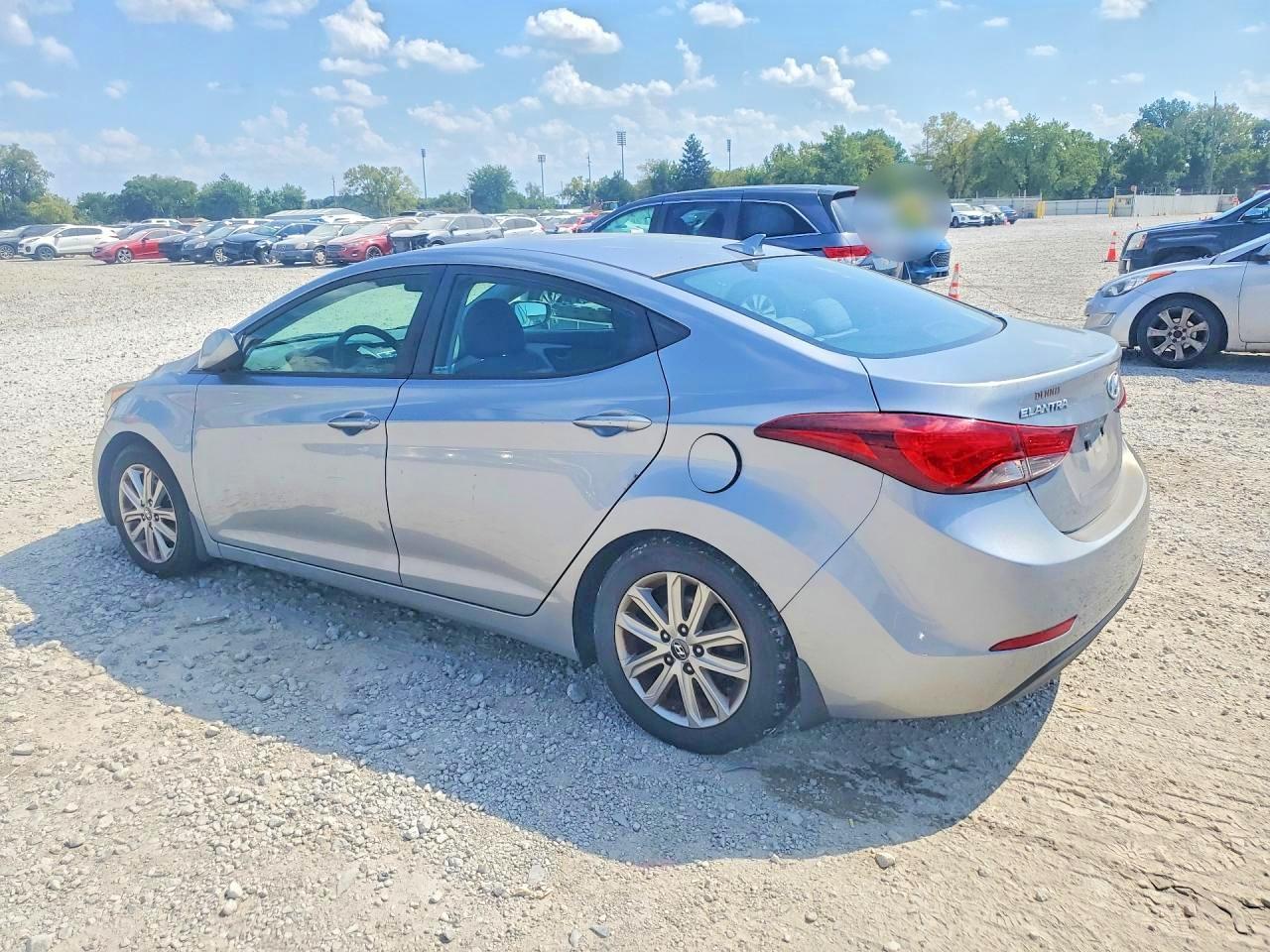 2015 HYUNDAI ELANTRA SE — снимка 2