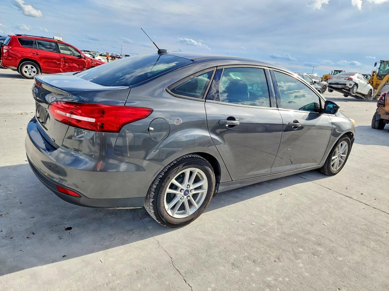 2017 FORD FOCUS SE — снимка 3