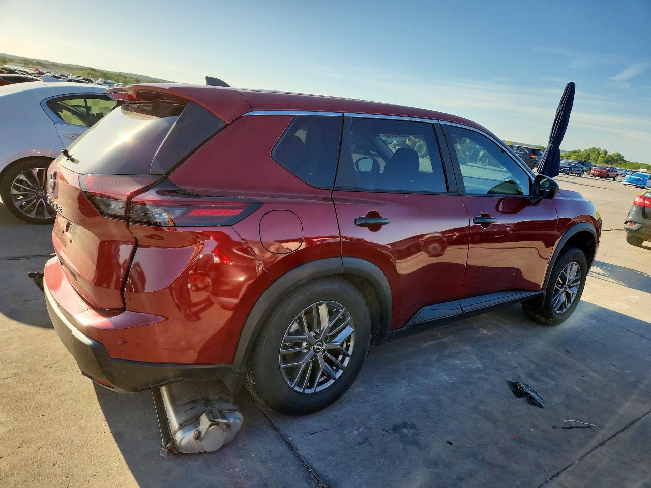 2026 NISSAN ROGUE S — снимка 3