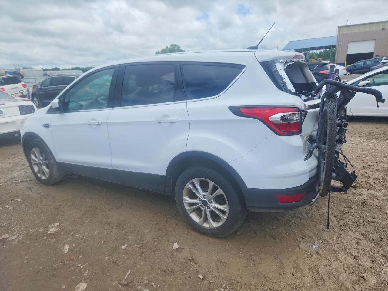 2017 FORD ESCAPE SE — снимка 2