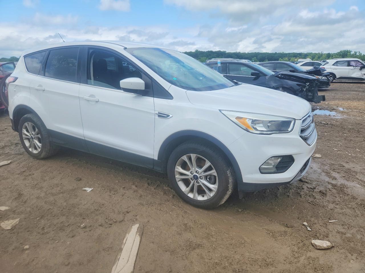 2017 FORD ESCAPE SE — снимка 4