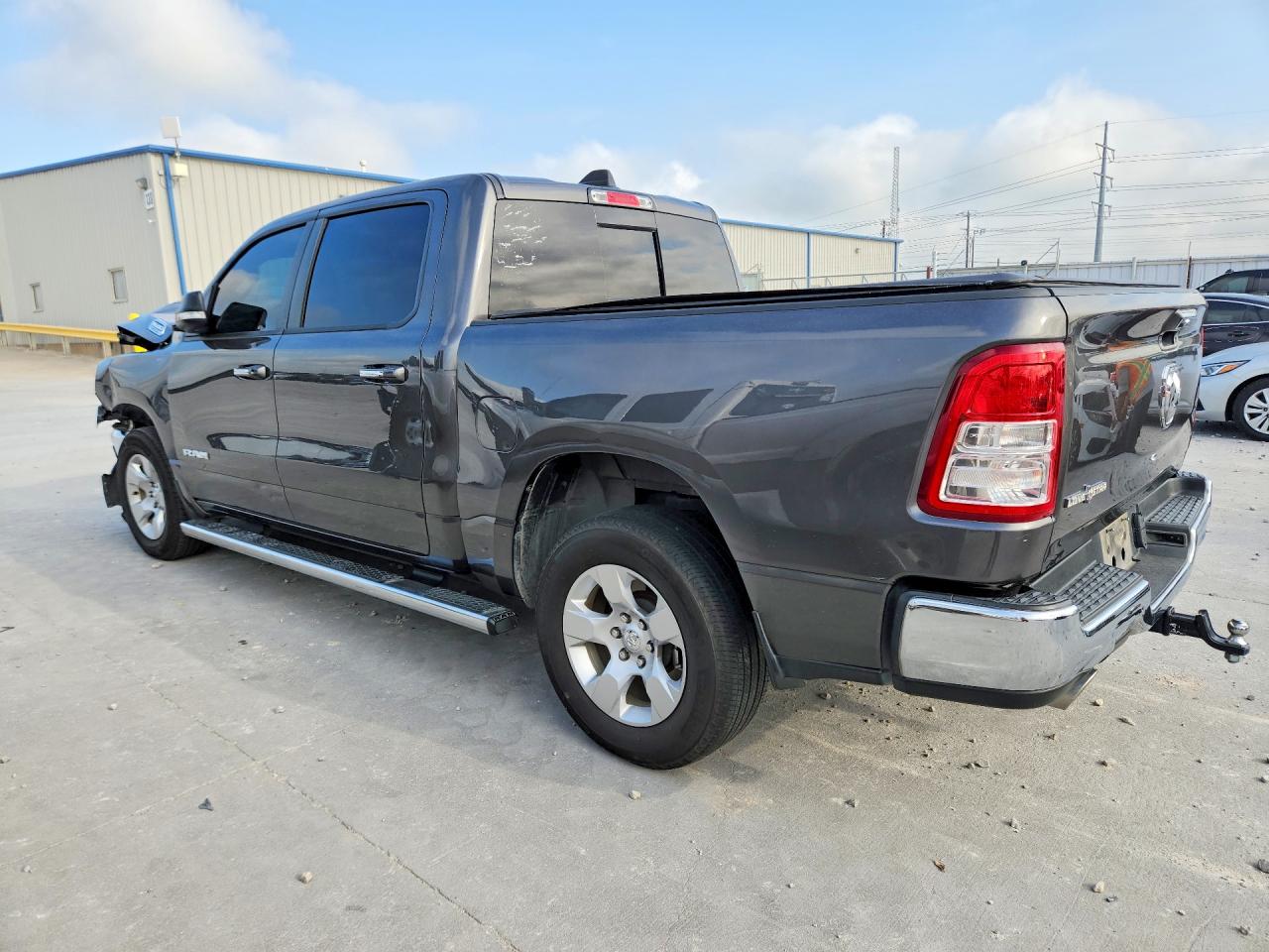 2020 RAM 1500 BIG HORN — снимка 2