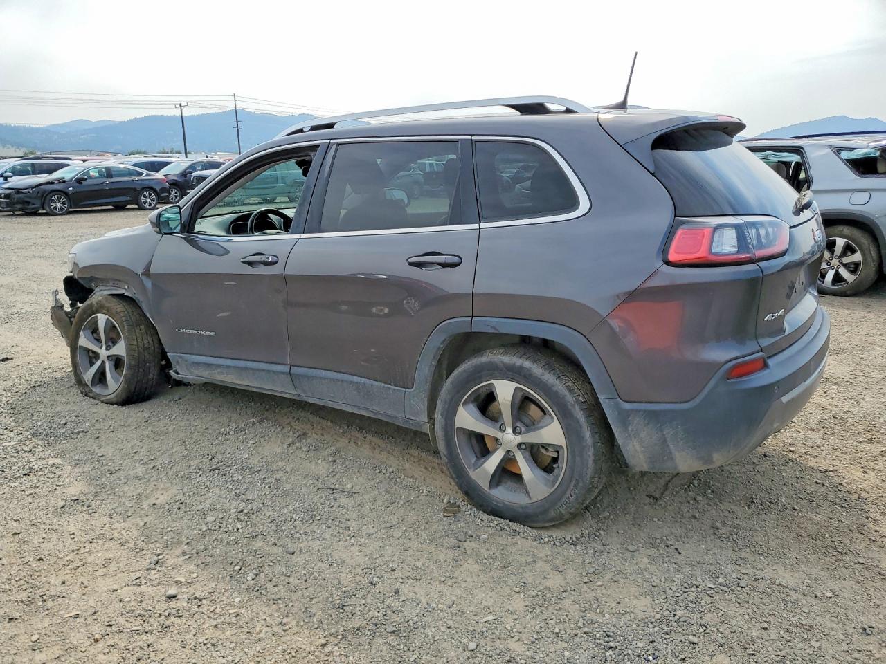 2019 JEEP CHEROKEE LIMITED — снимка 2