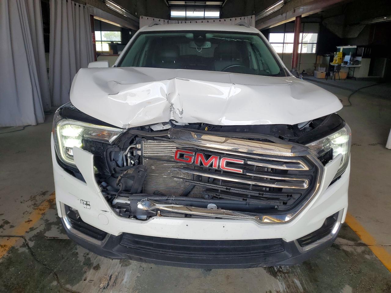 2023 GMC TERRAIN SLT — снимка 5