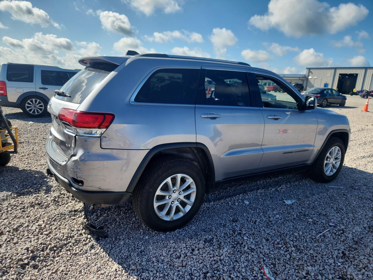2021 JEEP GRAND CHEROKEE LAREDO — снимка 3
