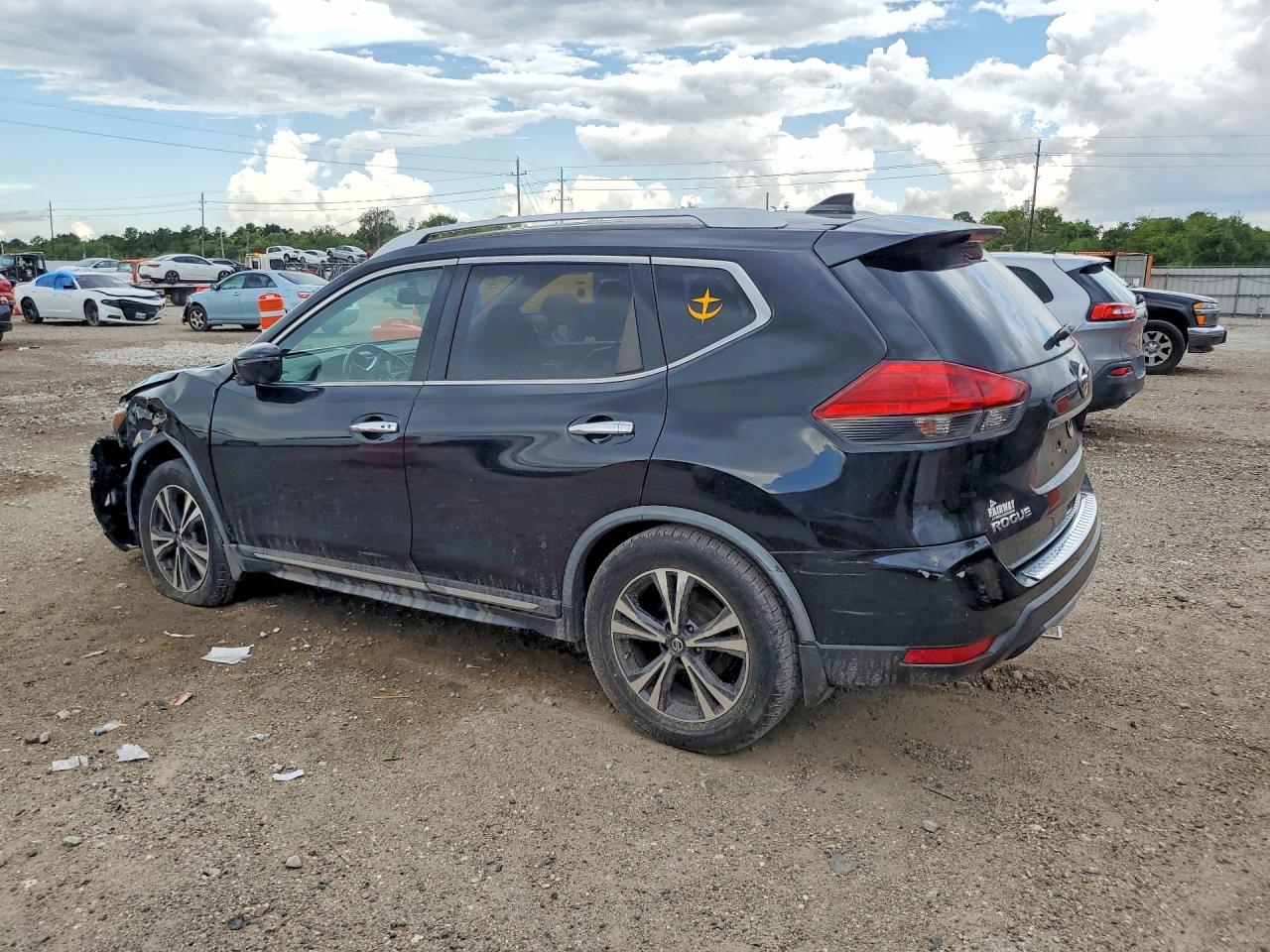 2017 NISSAN ROGUE S — снимка 2