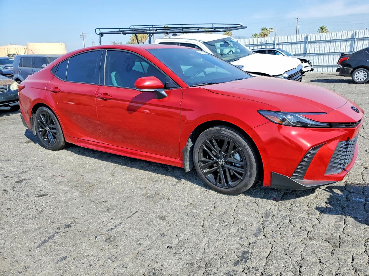2025 TOYOTA CAMRY SE — снимка 4