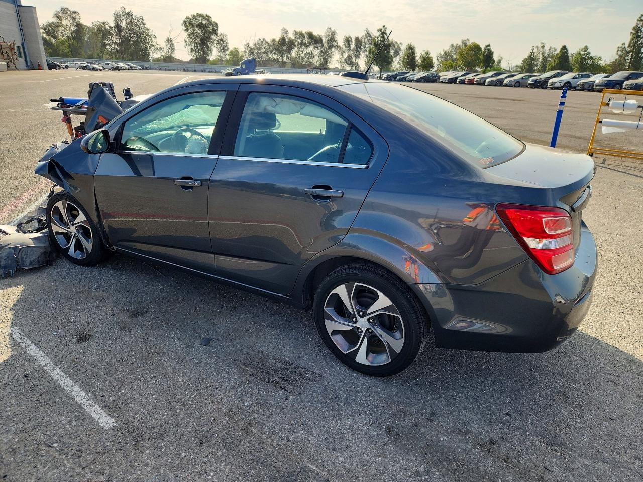 2019 CHEVROLET SONIC PREMIER — снимка 2