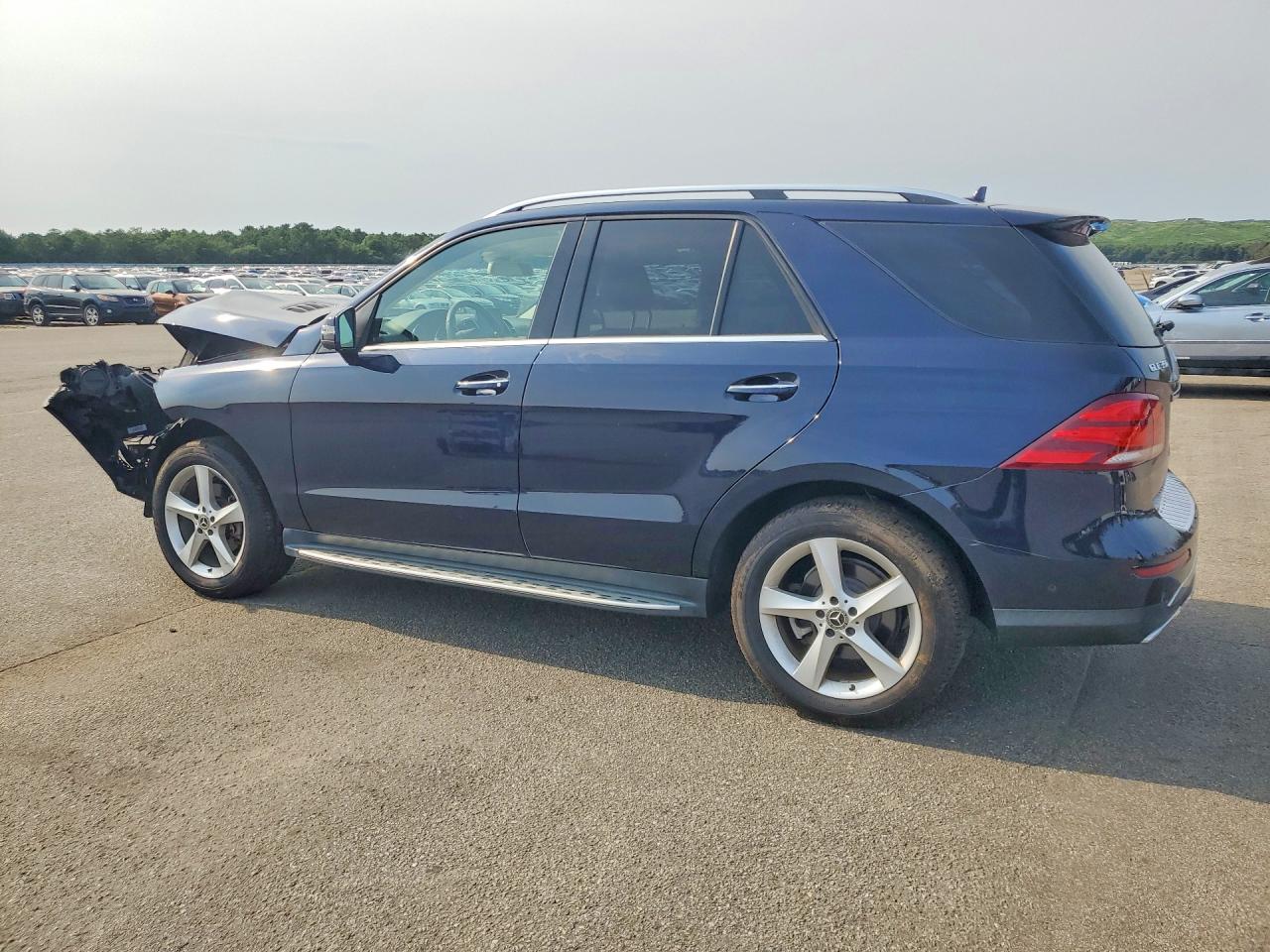 2017 MERCEDES-BENZ GLE 350 4MATIC — снимка 2