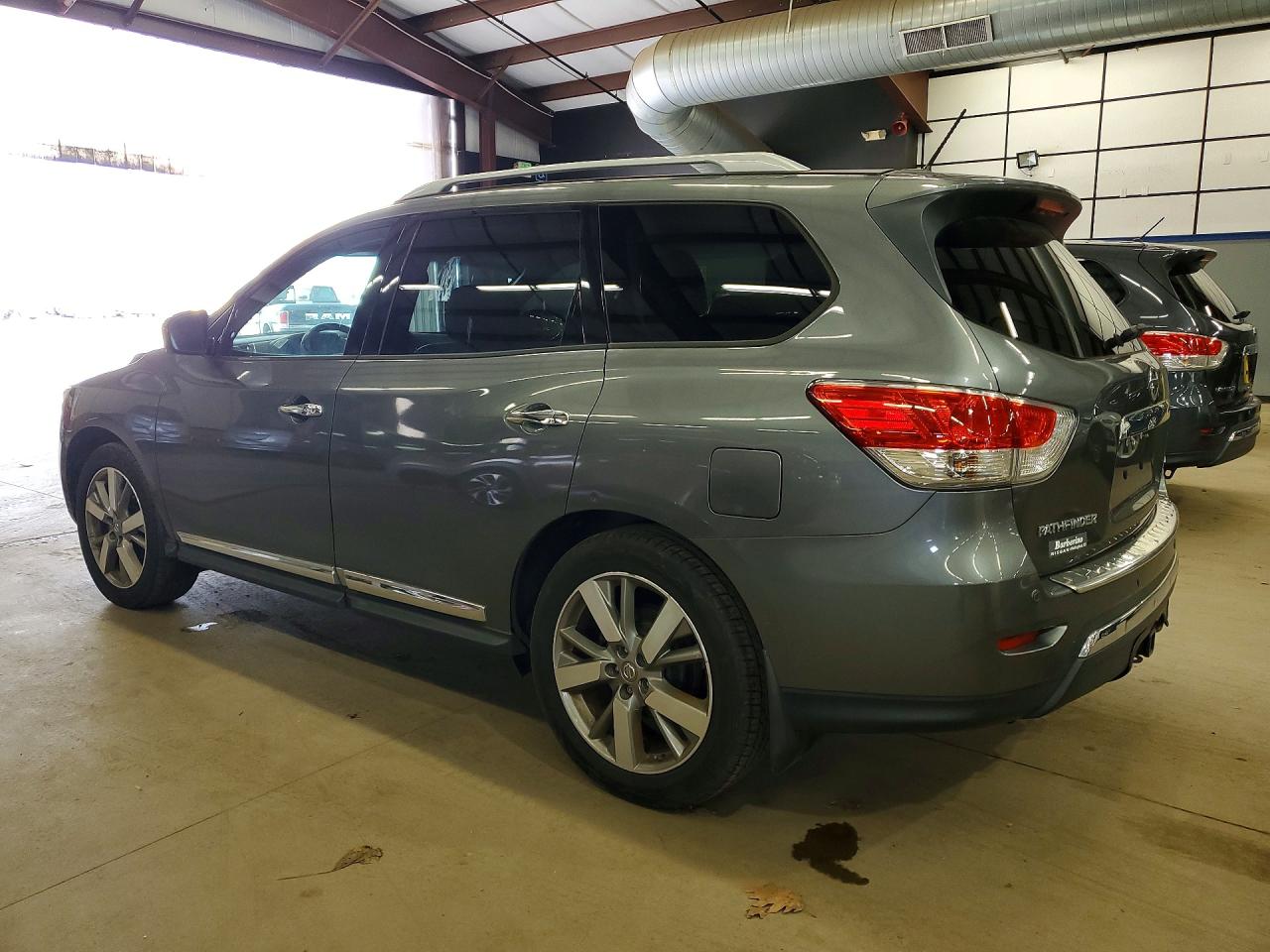 2016 NISSAN PATHFINDER PLATINUM — снимка 2