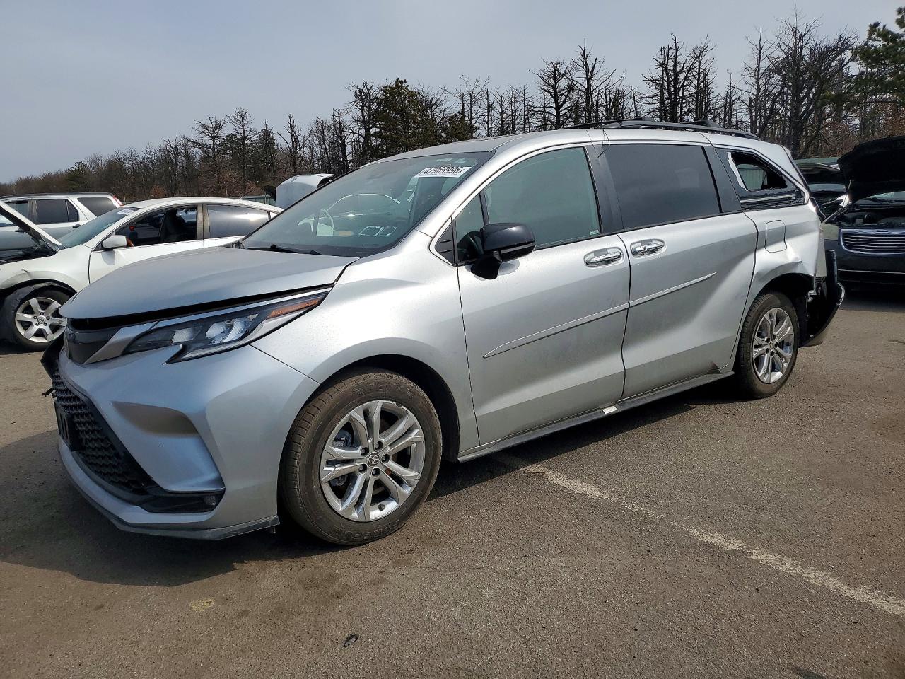 2022 TOYOTA SIENNA XSE 7-PASSENGER