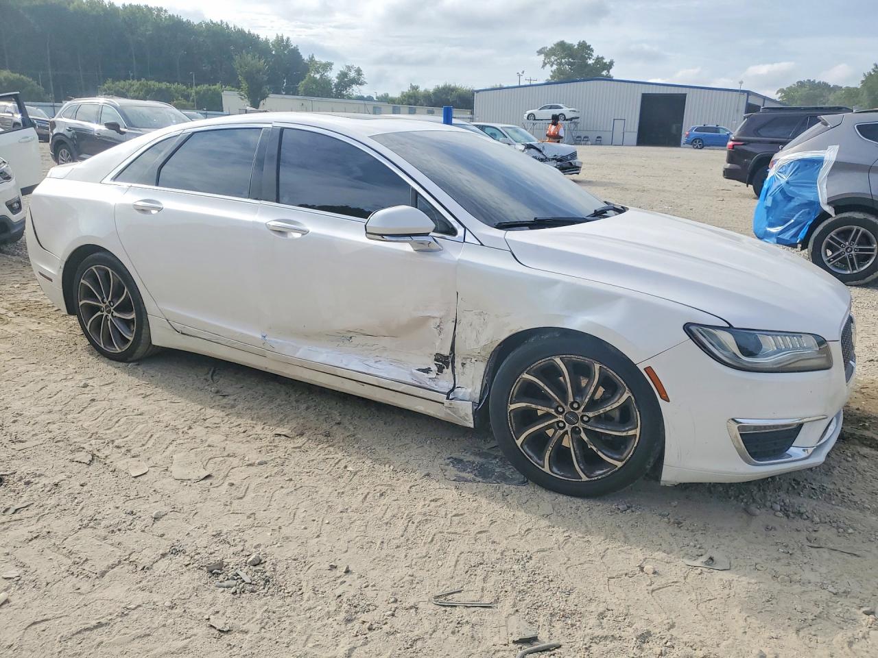 2019 LINCOLN MKZ RESERVE I — снимка 4
