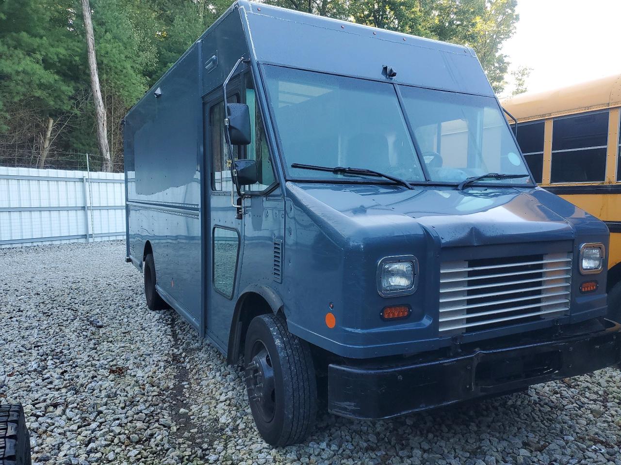 2021 FORD F59 — photo 4