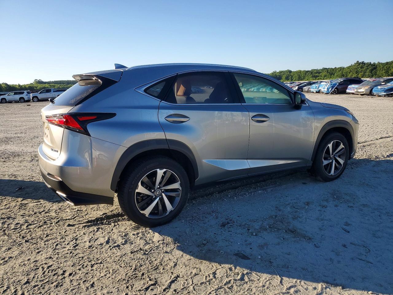 2019 LEXUS NX 300 BASE — снимка 3