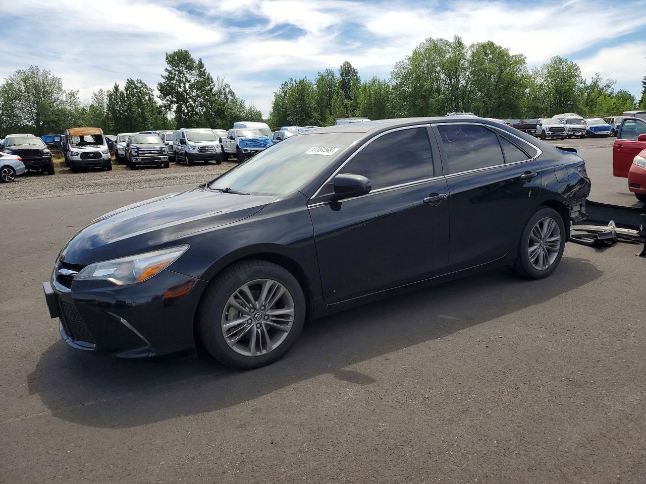 2017 TOYOTA CAMRY SE