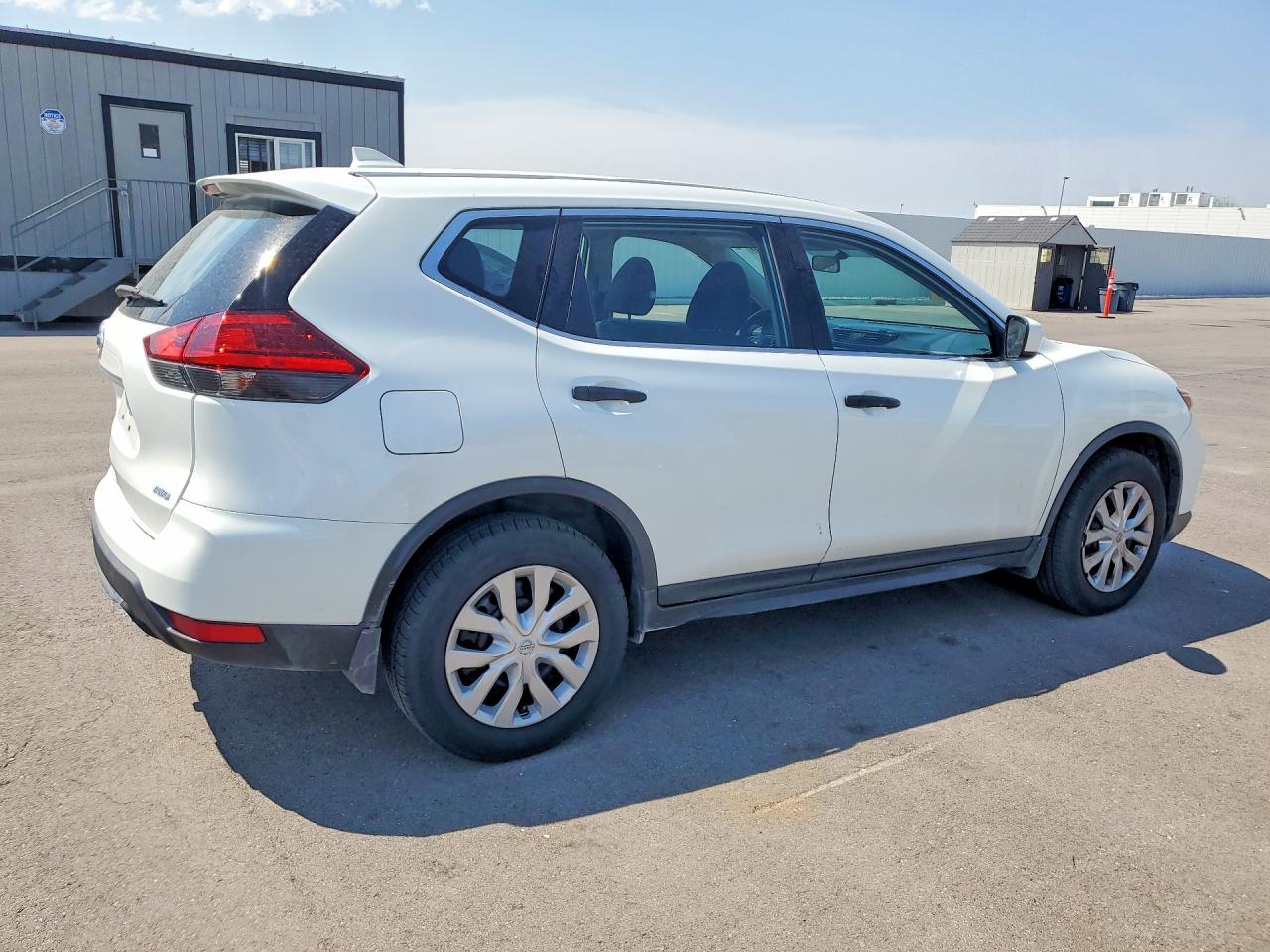 2017 NISSAN ROGUE S — снимка 3