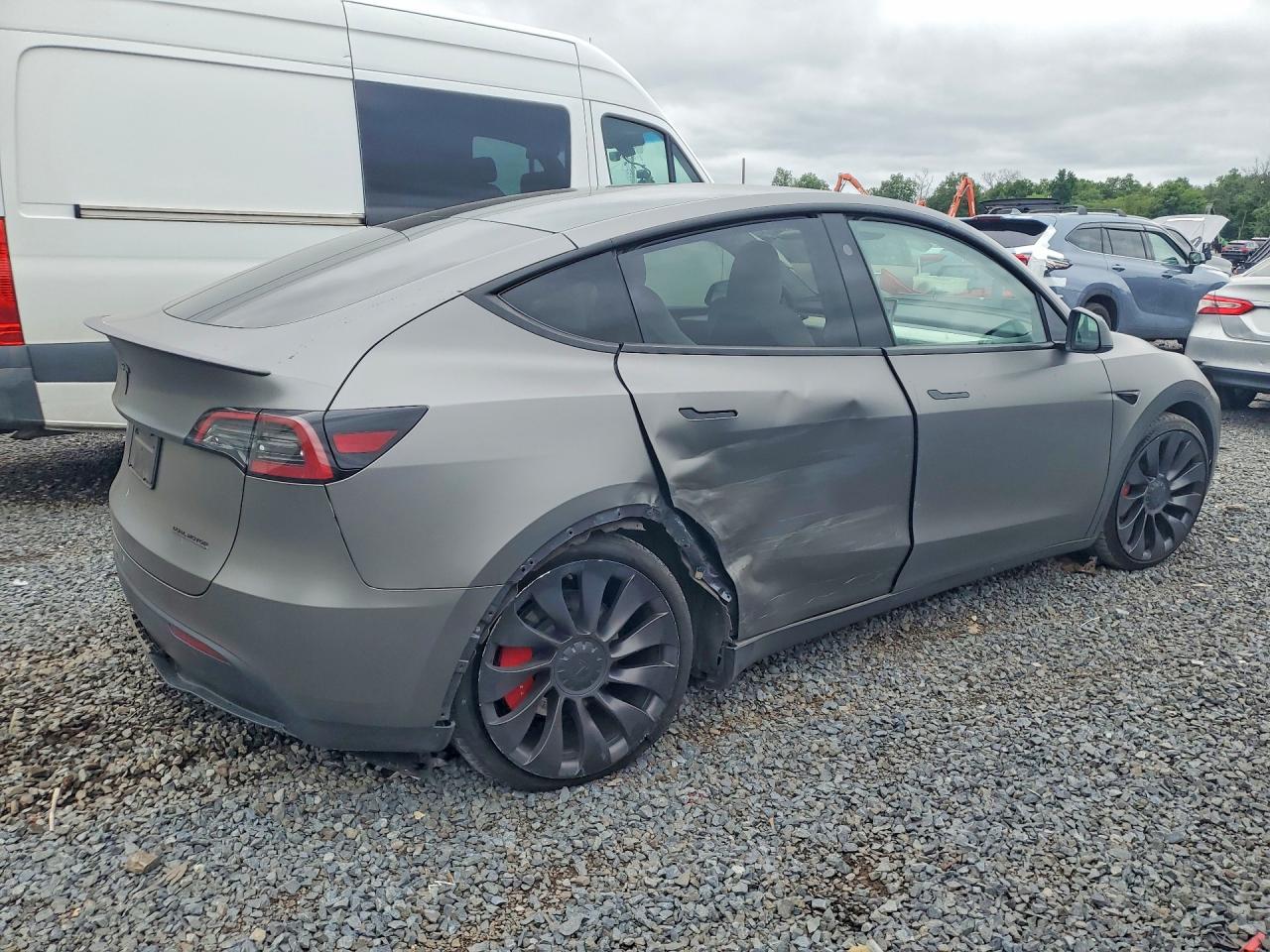 2023 TESLA MODEL Y — снимка 3