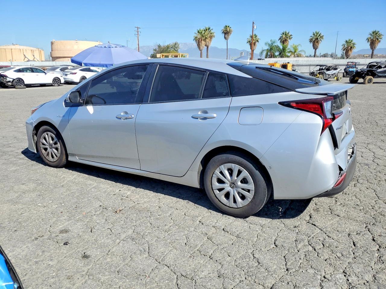 2019 TOYOTA PRIUS LE — снимка 2