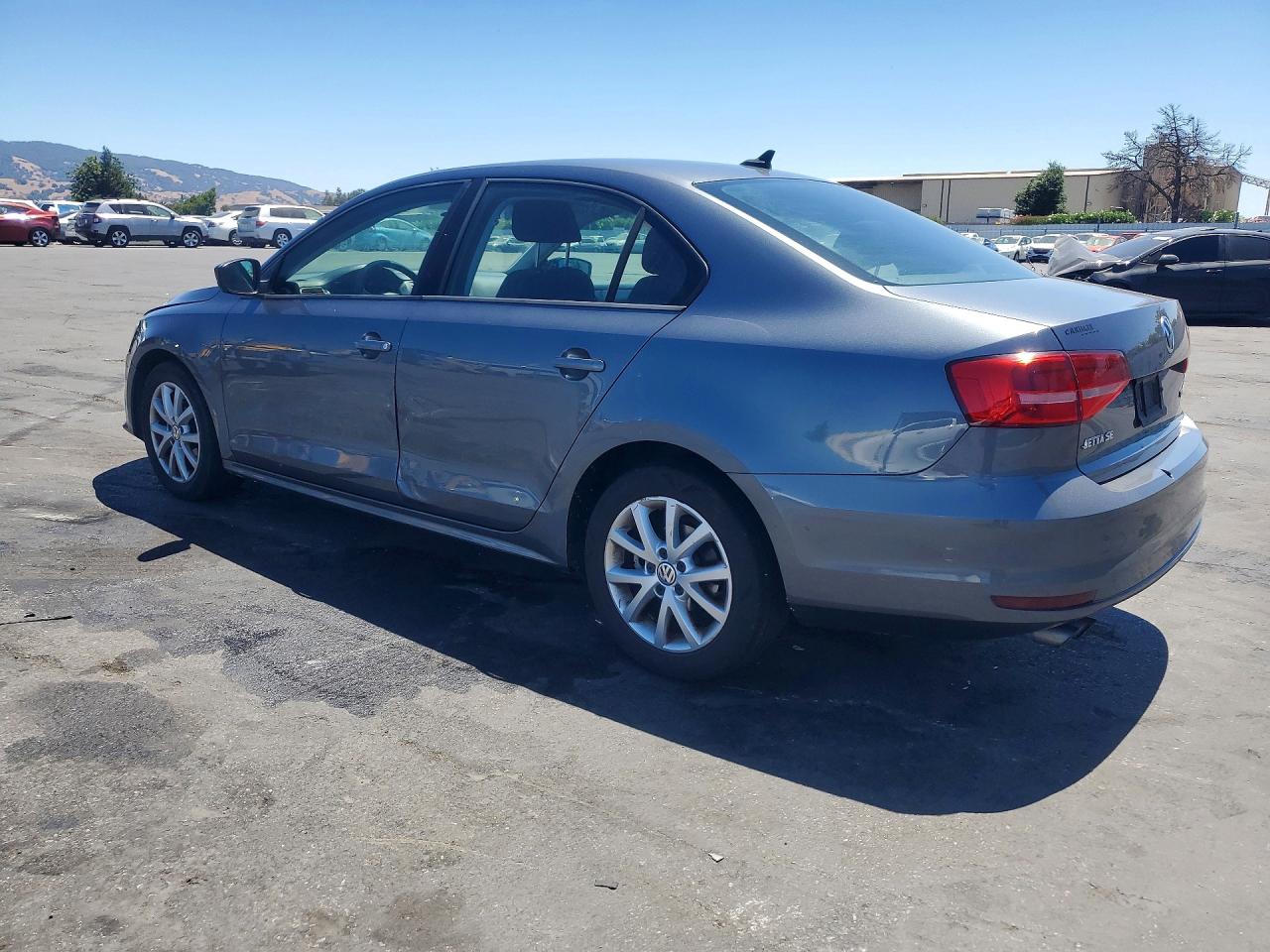2015 VOLKSWAGEN JETTA SE — снимка 2