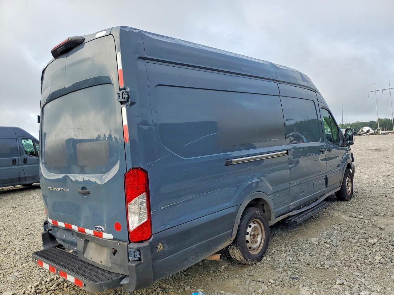 2020 FORD TRANSIT T-250 — снимка 3