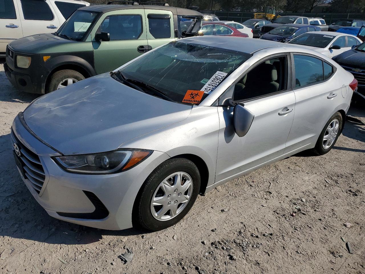 2018 HYUNDAI ELANTRA SE