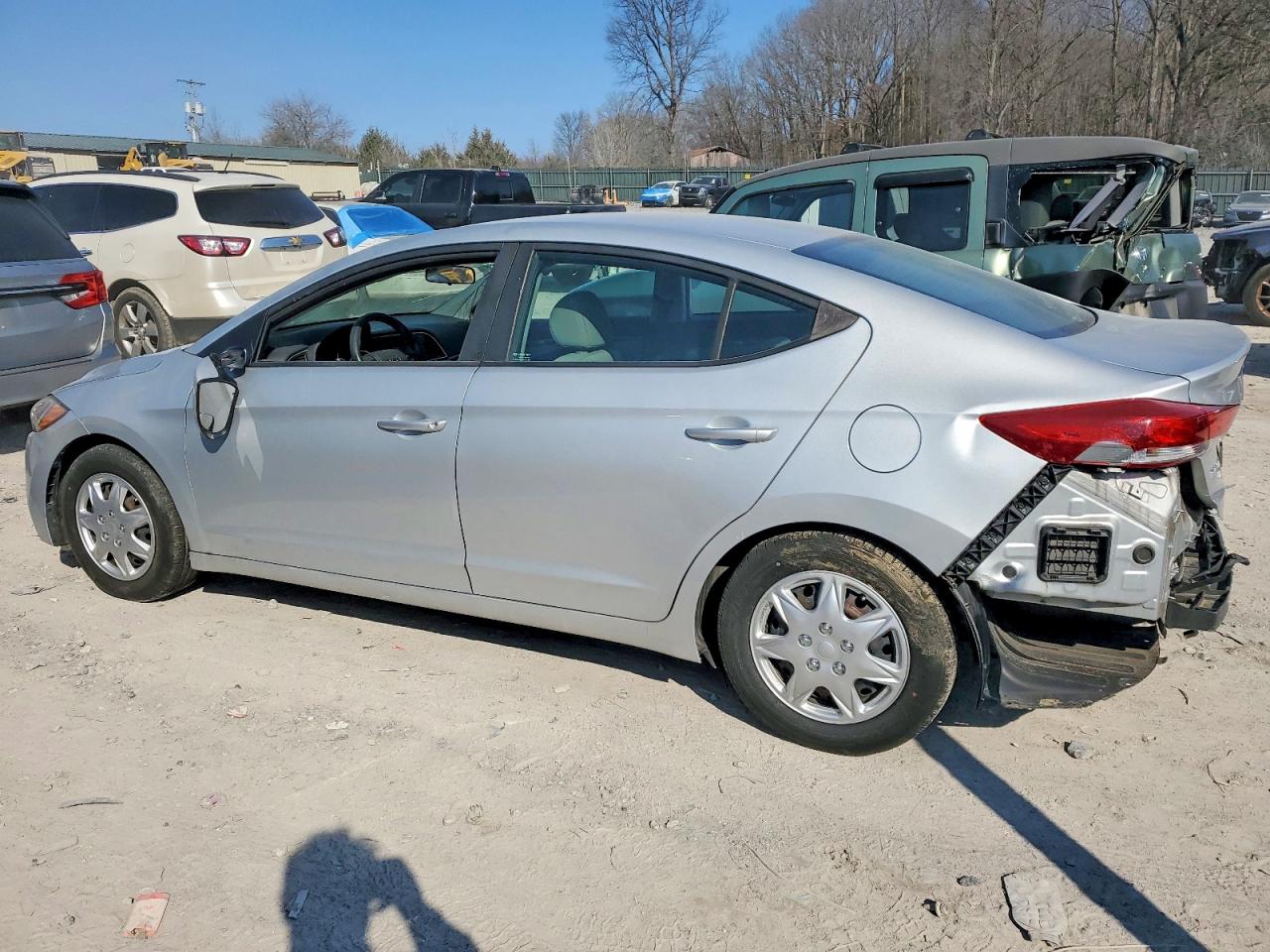 2018 HYUNDAI ELANTRA SE — снимка 2