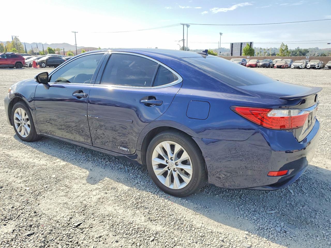 2013 LEXUS ES 300H — снимка 2