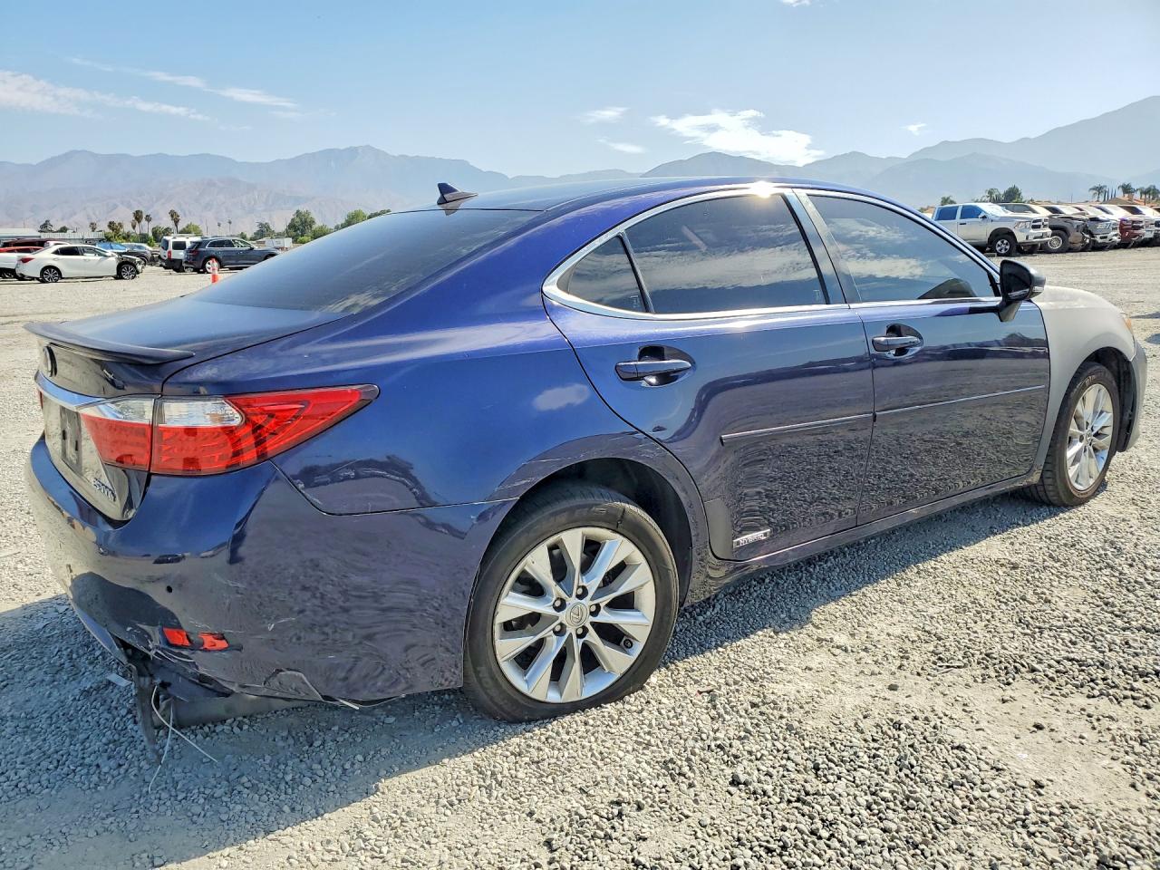 2013 LEXUS ES 300H — снимка 3
