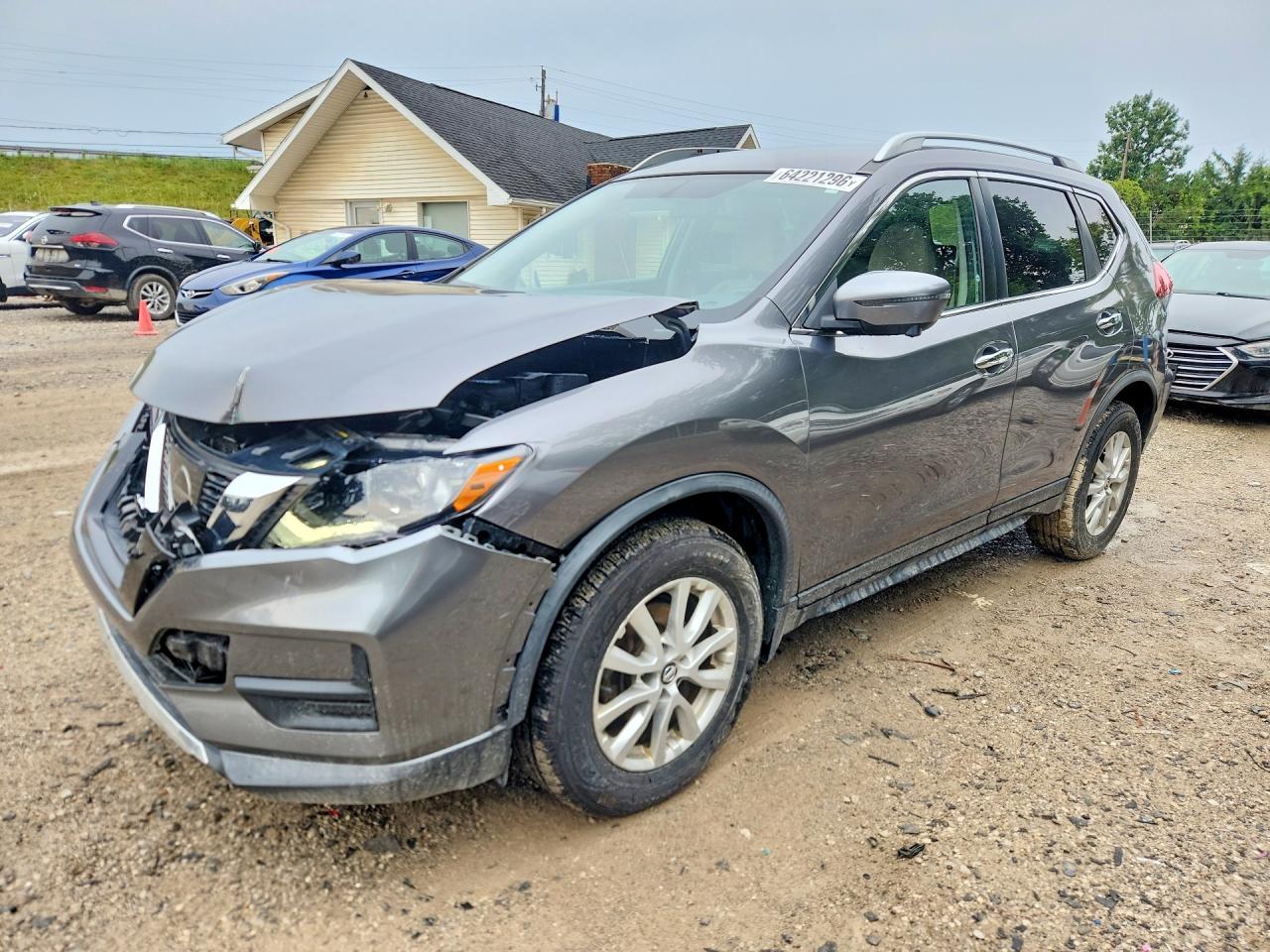 2017 NISSAN ROGUE SV