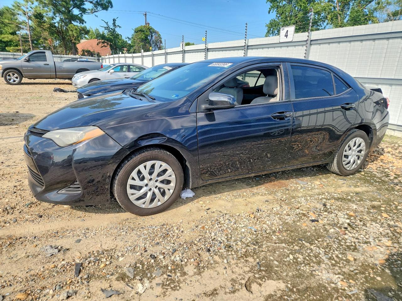 2018 TOYOTA COROLLA LE