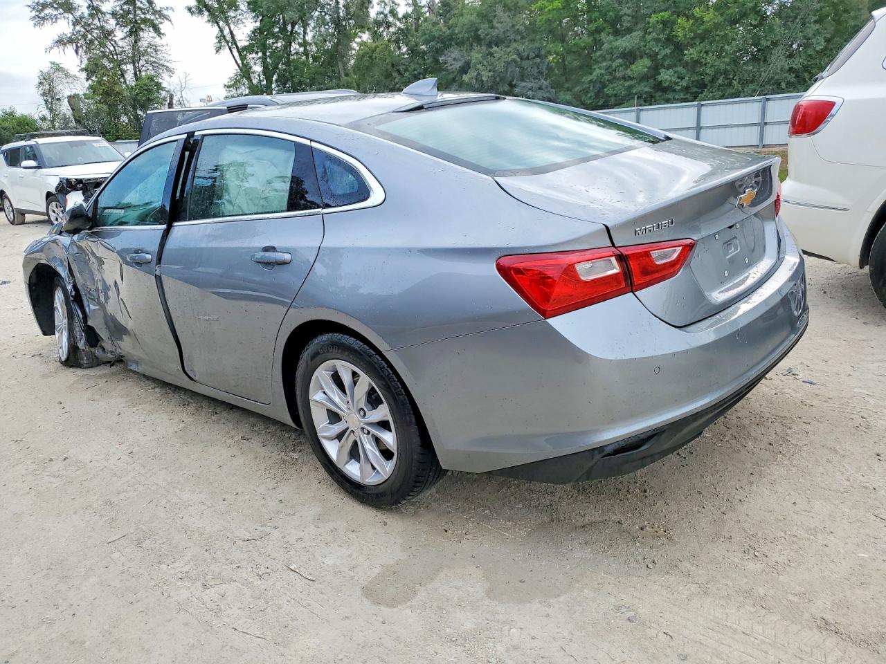 2025 CHEVROLET MALIBU LT — снимка 2