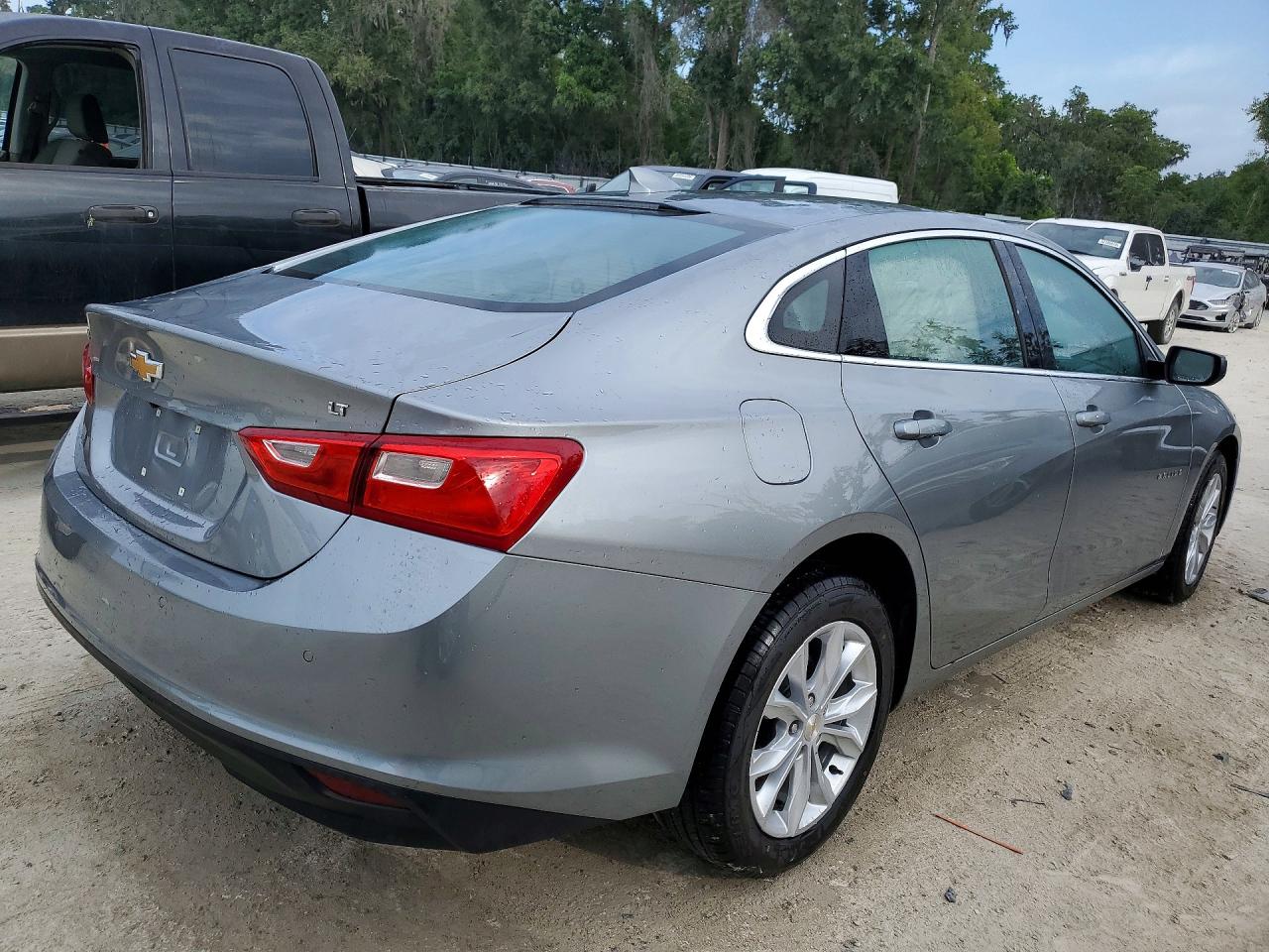 2025 CHEVROLET MALIBU LT — снимка 3