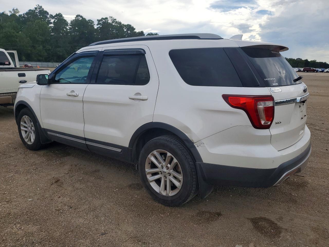 2016 FORD EXPLORER XLT — снимка 2