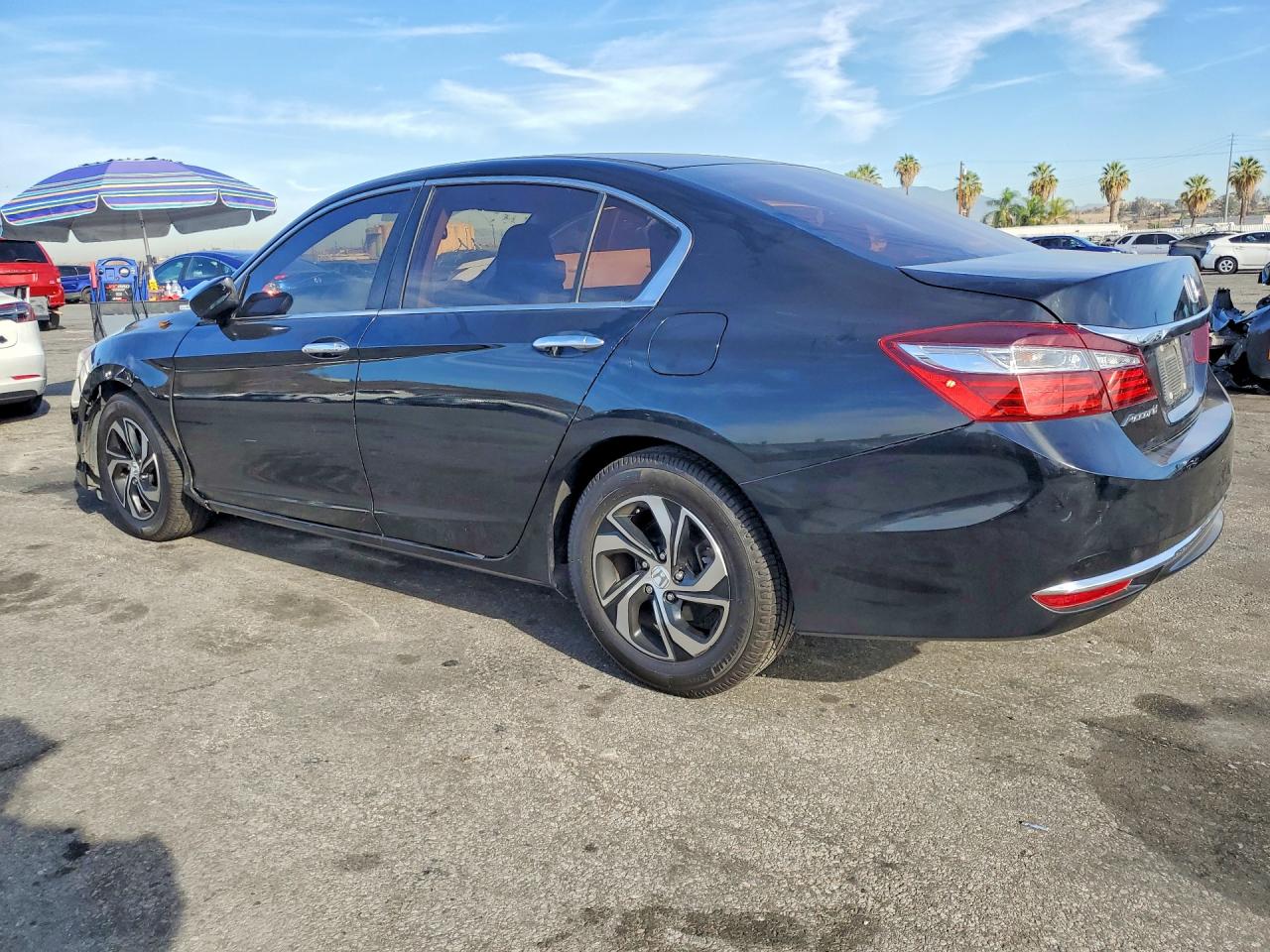 2017 HONDA ACCORD LX — снимка 2