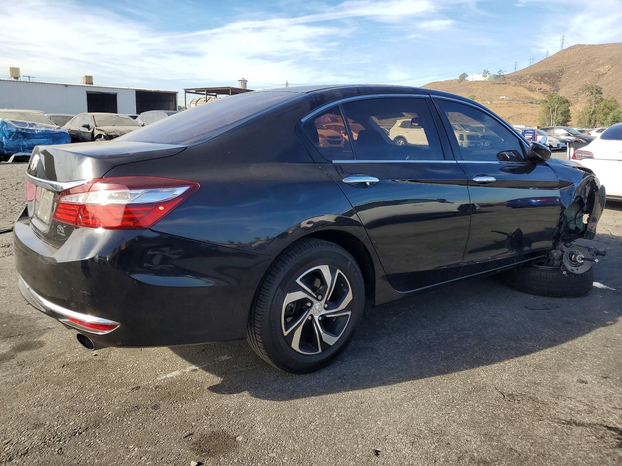 2017 HONDA ACCORD LX — снимка 3