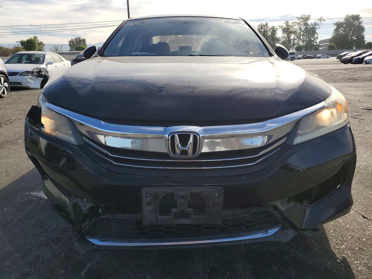 2017 HONDA ACCORD LX — снимка 5