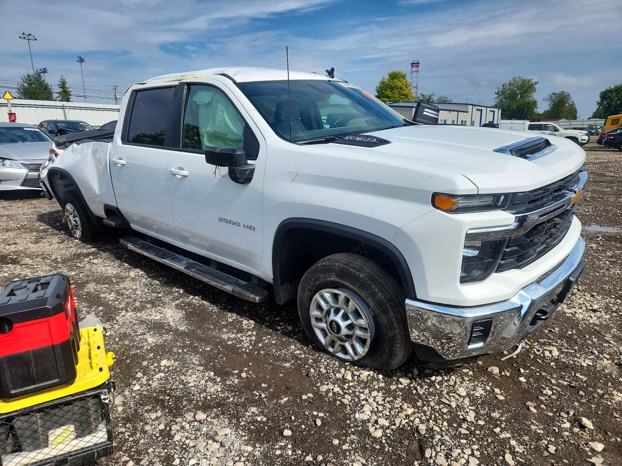 2026 CHEVROLET SILVERADO K2500 HEAVY DUTY LT — снимка 4
