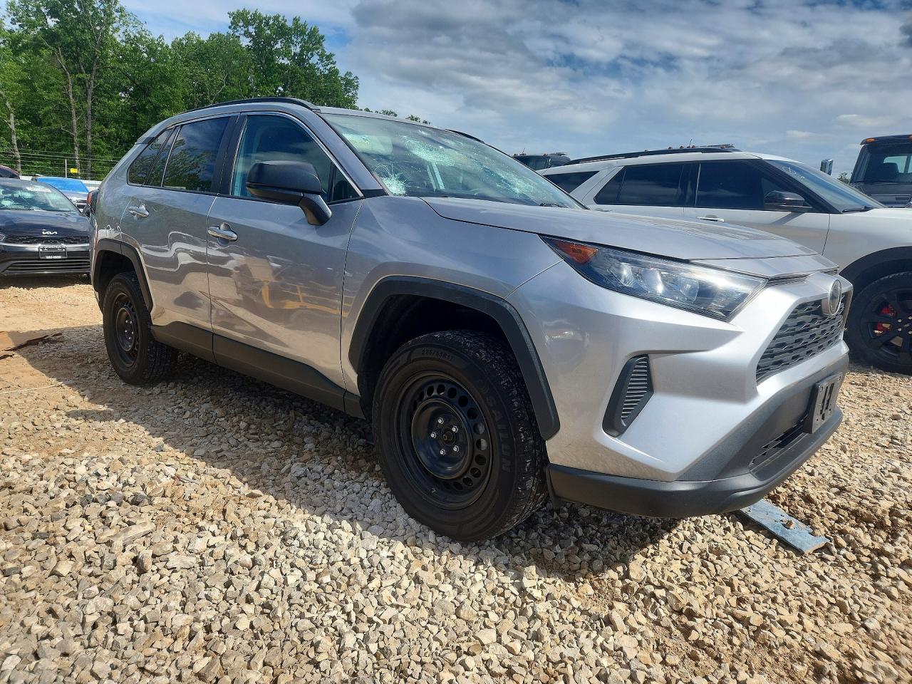 2020 TOYOTA RAV4 LE — снимка 4